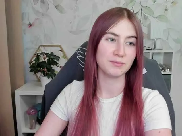 Live sex webcam photo for desireMegan #290354870