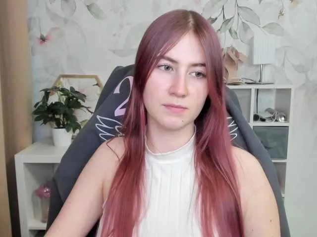 Live sex webcam photo for desireMegan #290387740