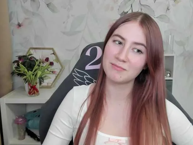 Live sex webcam photo for desireMegan #290562376