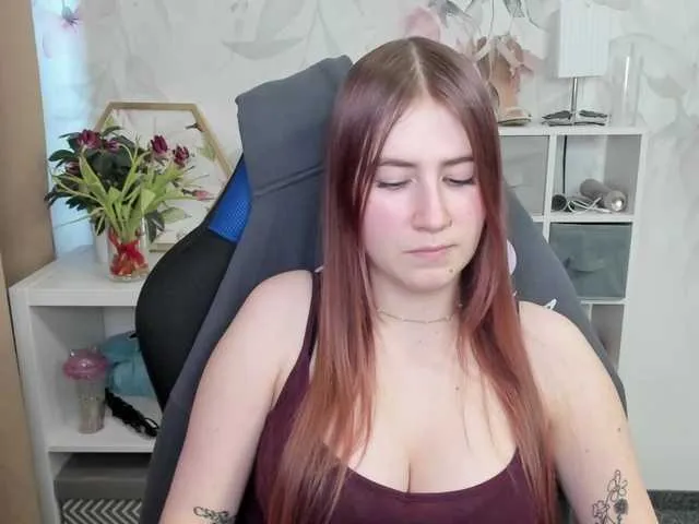 Live sex webcam photo for desireMegan #290581806