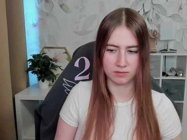 Live sex webcam photo for desireMegan #290818651