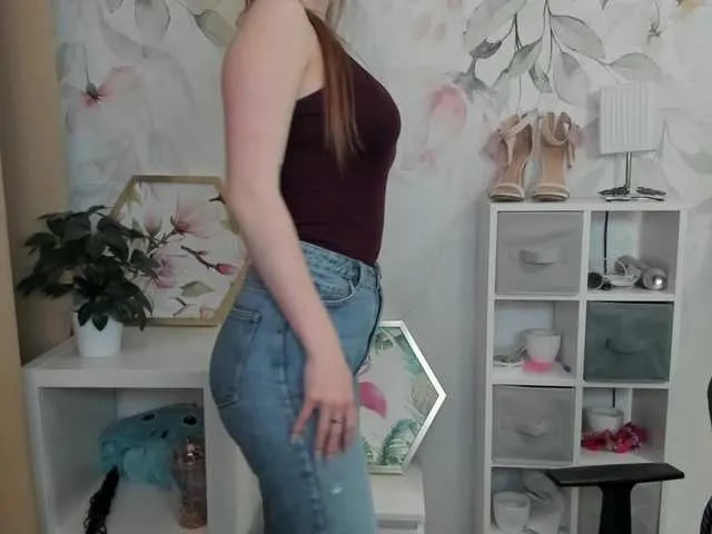 Live sex webcam photo for desireMegan #290848250