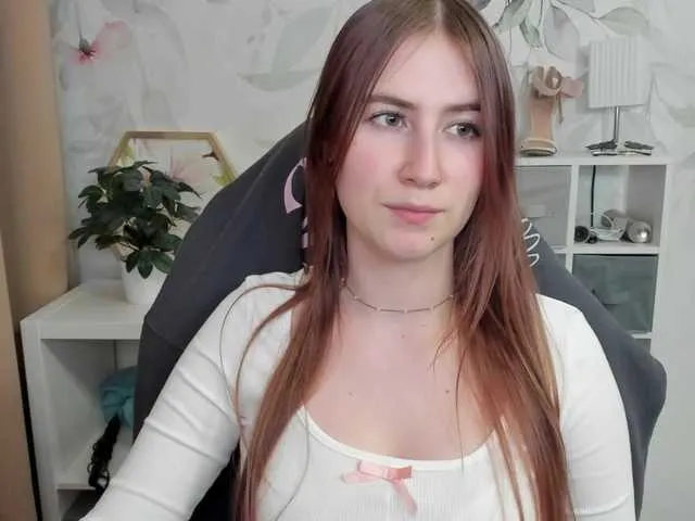 Live sex webcam photo for desireMegan #290855219