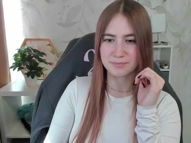 Live sex webcam photo for desireMegan #290895516