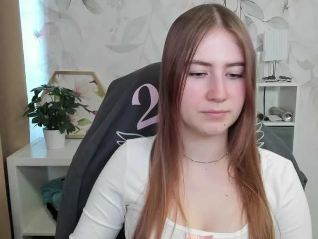 Live sex webcam photo for desireMegan #290949188