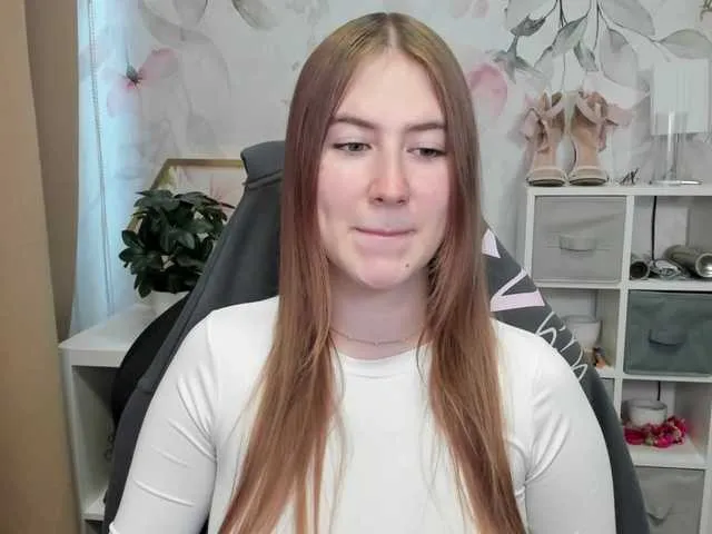 Live sex webcam photo for desireMegan #291243454