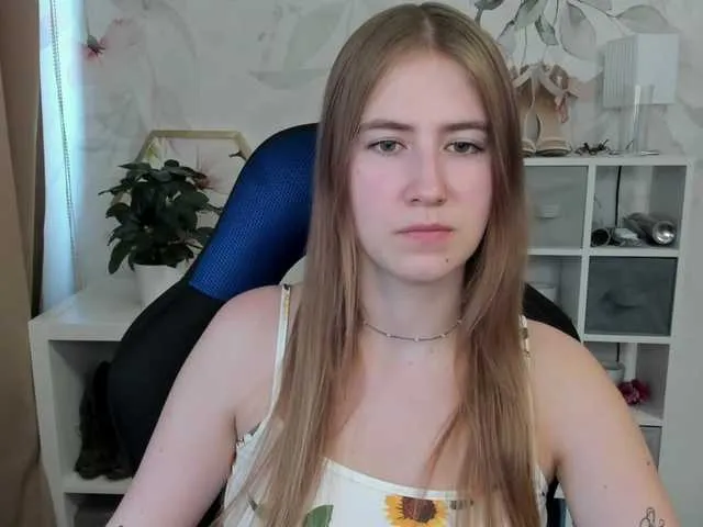 Live sex webcam photo for desireMegan #291532861