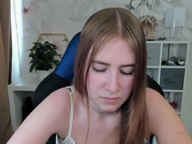 Live sex webcam photo for desireMegan #291534484