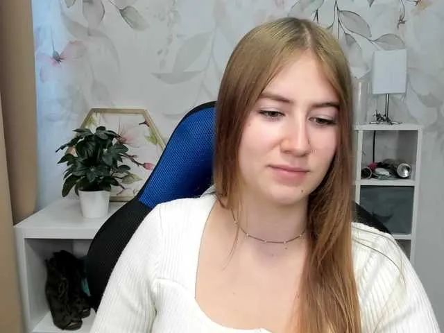 Live sex webcam photo for desireMegan #292031824