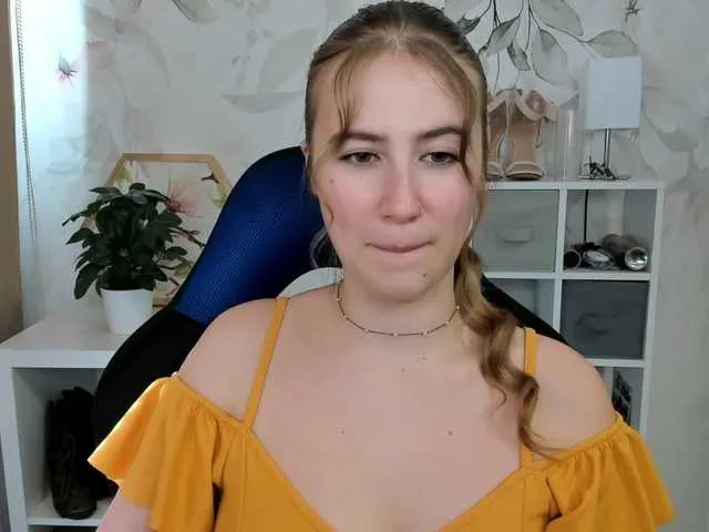 Live sex webcam photo for desireMegan #292060533