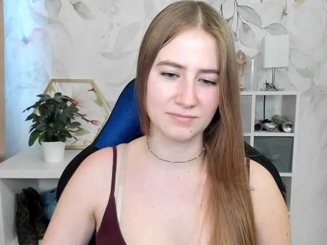 Live sex webcam photo for desireMegan #292086790