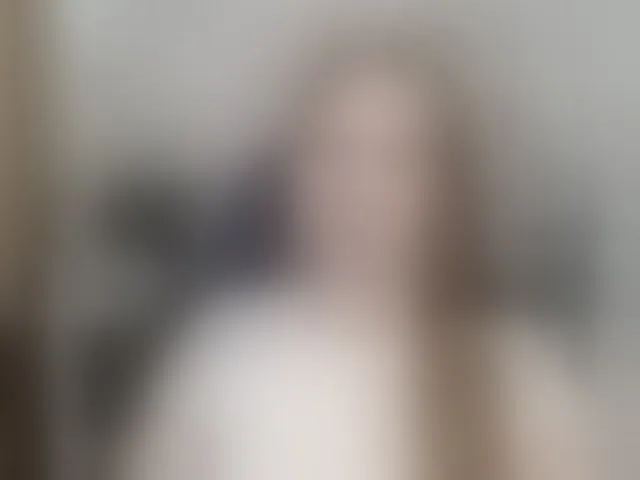 Live sex webcam photo for desireMegan #293684193