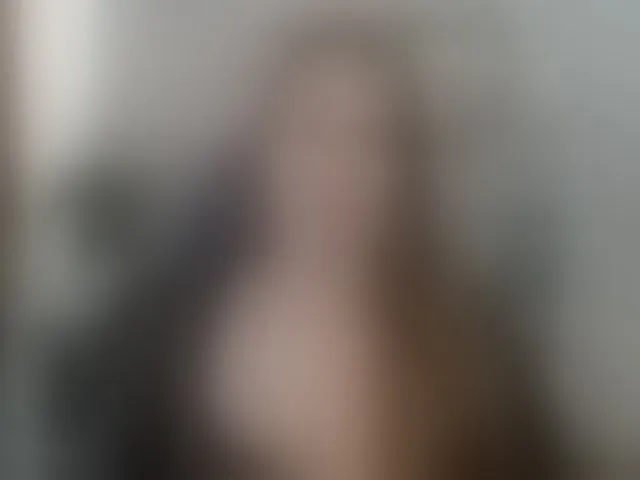 Live sex webcam photo for desireMegan #294001928