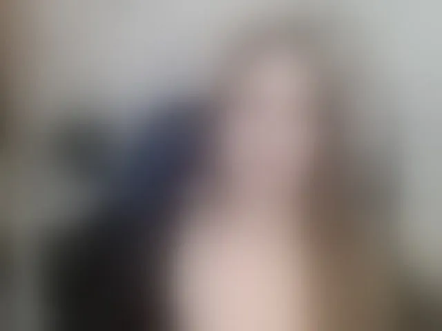 Live sex webcam photo for desireMegan #294055630