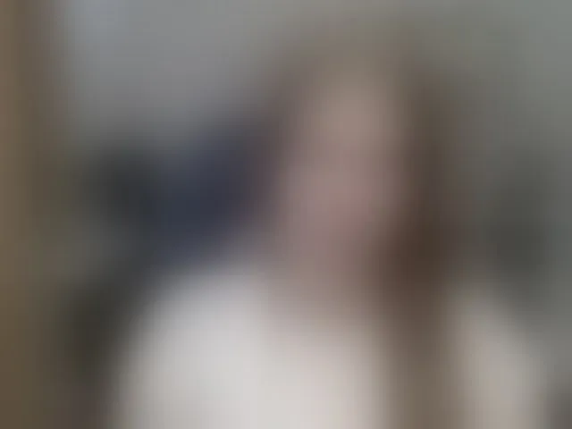 Live sex webcam photo for desireMegan #294139844