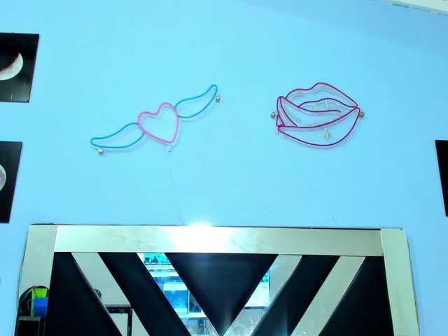 Live sex webcam photo for destinykhot #277200647