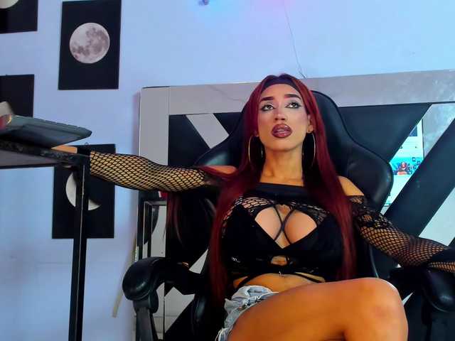 Live sex webcam photo for destinykhot #277426931