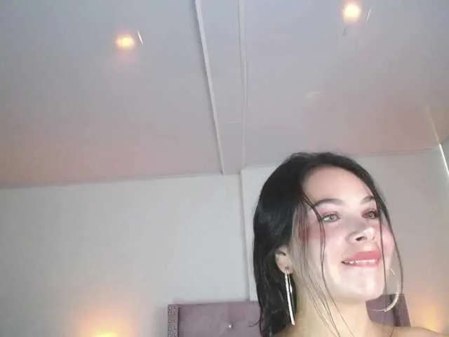 Live sex webcam photo for destinysweet #291406780