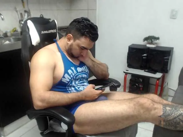 Live sex webcam photo for deu1 #290706436