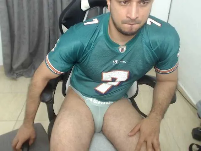 Live sex webcam photo for deu1 #292675413