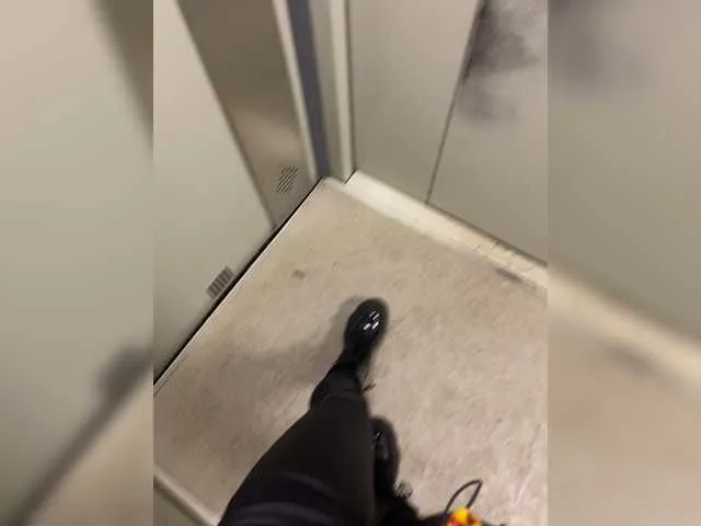 Live sex webcam photo for deva23 #271696446