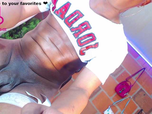 Live sex webcam photo for devilbigcockk #275943318