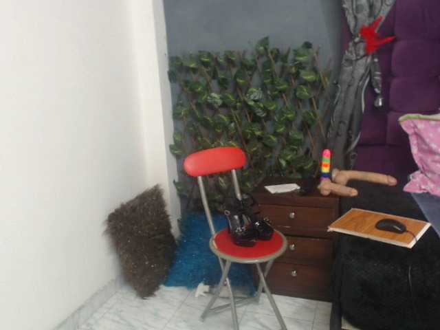 Live sex webcam photo for devilmanix #272113769