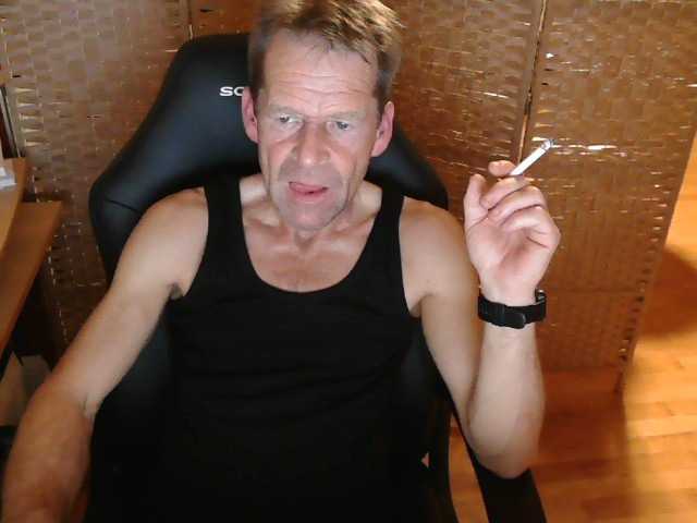 Live sex webcam photo for dfrxxx1 #277381868