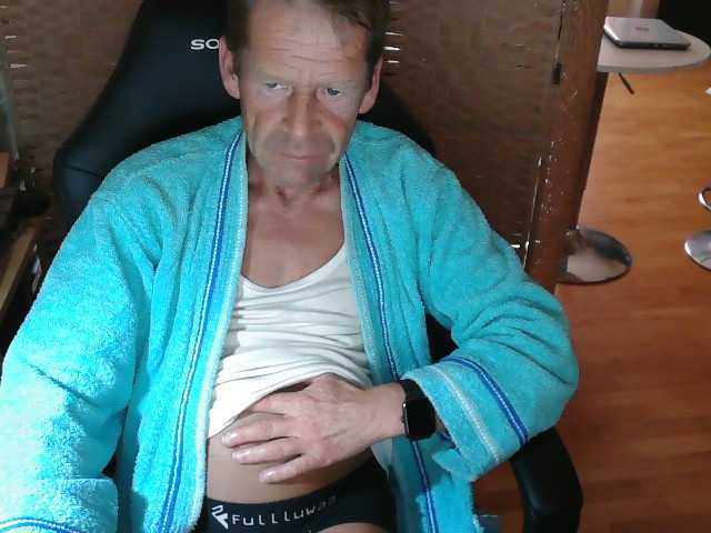 Live sex webcam photo for dfrxxx1 #278050714