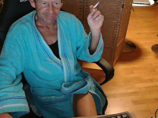 Live sex webcam photo for dfrxxx1 #278097356