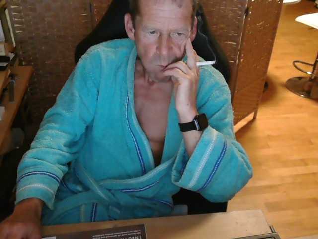 Live sex webcam photo for dfrxxx1 #278265522