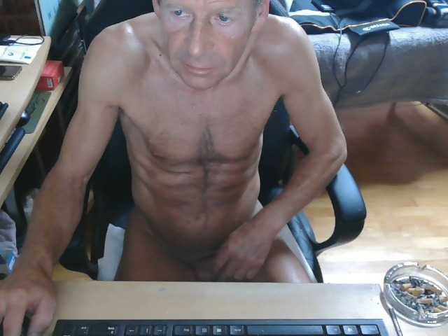 Live sex webcam photo for dfrxxx1 #292046535