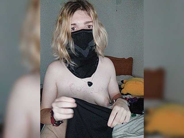 Live sex webcam photo for di-egoistea #274545248