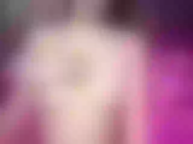 Live sex webcam photo for di-young #271774562