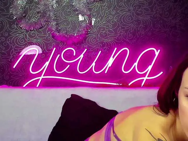 Live sex webcam photo for di-young #271824830