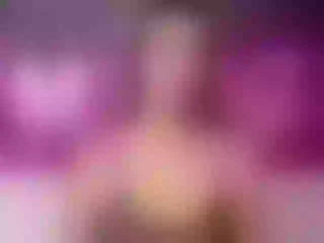 Live sex webcam photo for di-young #271874975
