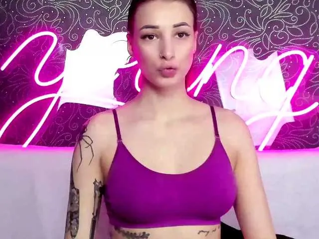 Live sex webcam photo for di-young #272643362
