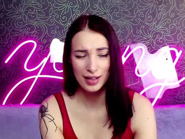 Live sex webcam photo for di-young #272710111