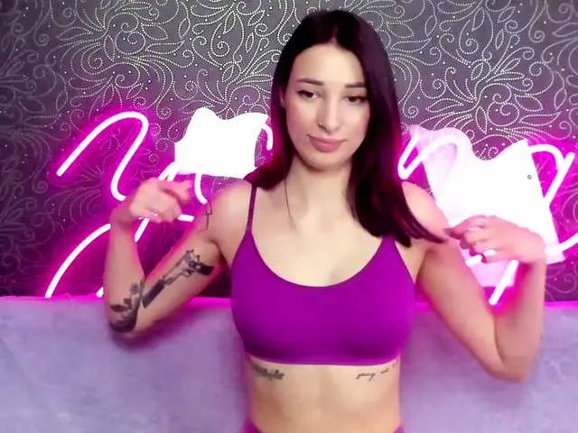 Live sex webcam photo for di-young #272743090