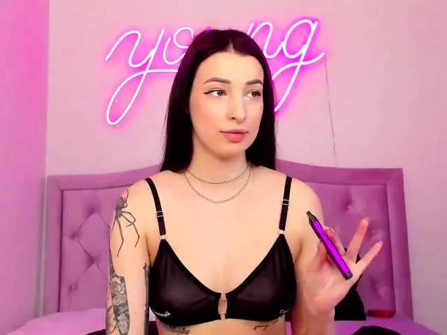 Live sex webcam photo for di-young #273253620