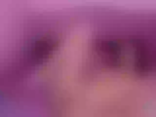 Live sex webcam photo for di-young #273326762