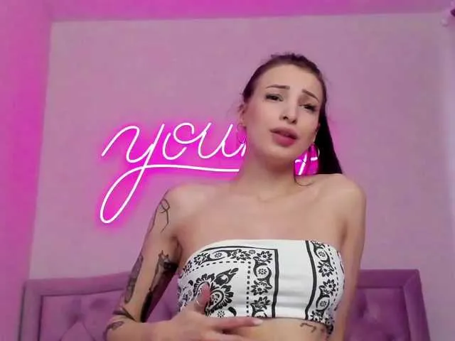 Live sex webcam photo for di-young #273909511