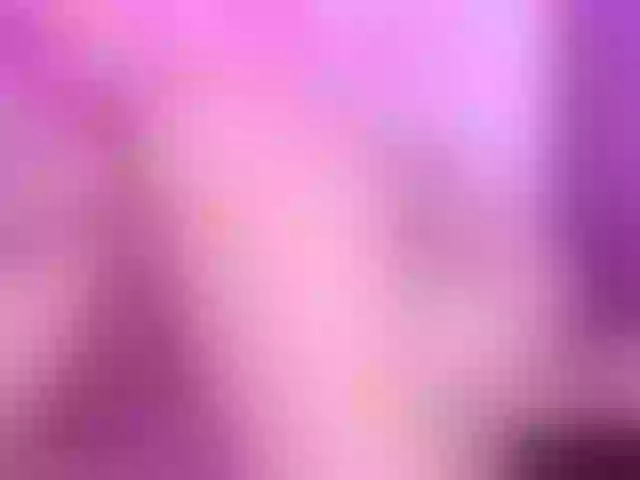 Live sex webcam photo for di-young #275069305