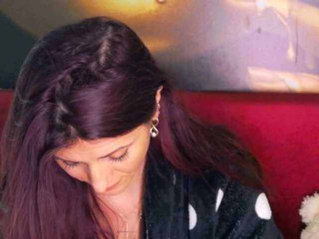 Live sex webcam photo for diableusealic #272103160