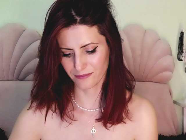 Live sex webcam photo for diableusealic #276189096