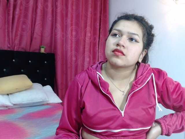 Live sex webcam photo for dianejazmin #272658907