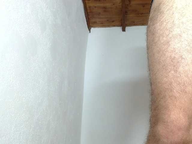 Live sex webcam photo for diegohairyman #277195532