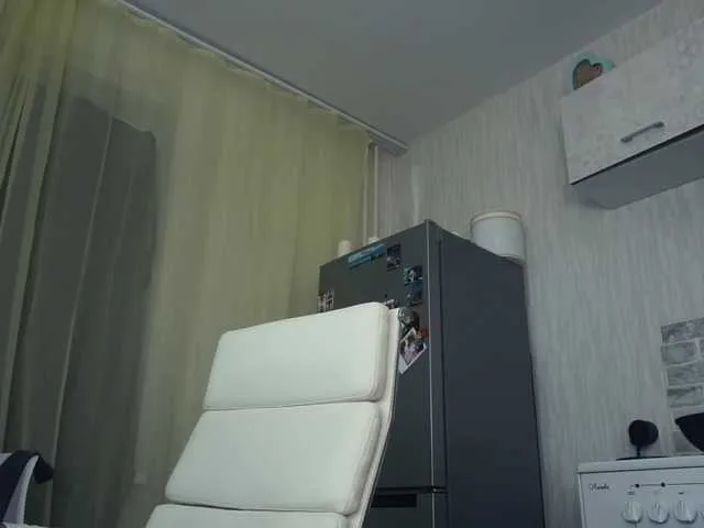 Live sex webcam photo for diffgirls1-1 #273980969