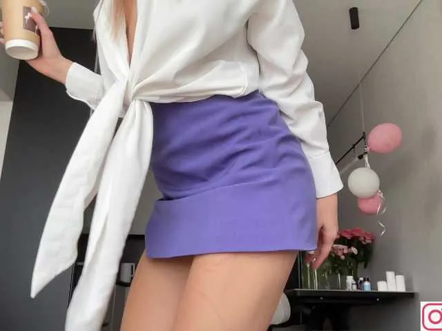 Live sex webcam photo for diffgirls1-1 #292001942