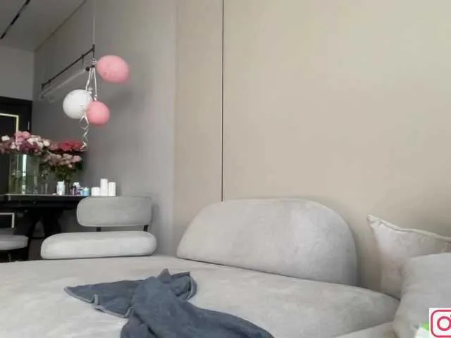 Live sex webcam photo for diffgirls1-1 #292008149